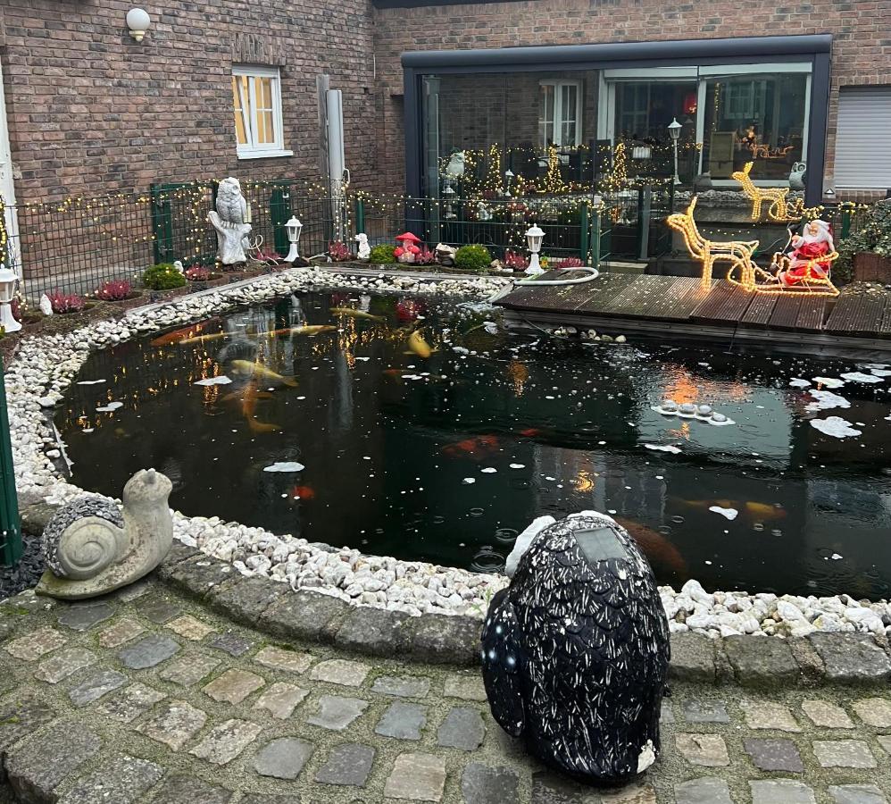 Hotel Zur Wasserburg Kerpen  Zewnętrze zdjęcie