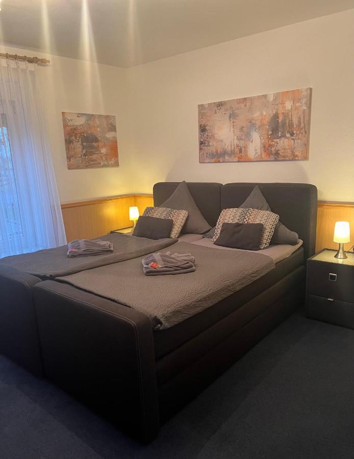 Hotel Zur Wasserburg Kerpen  Zewnętrze zdjęcie