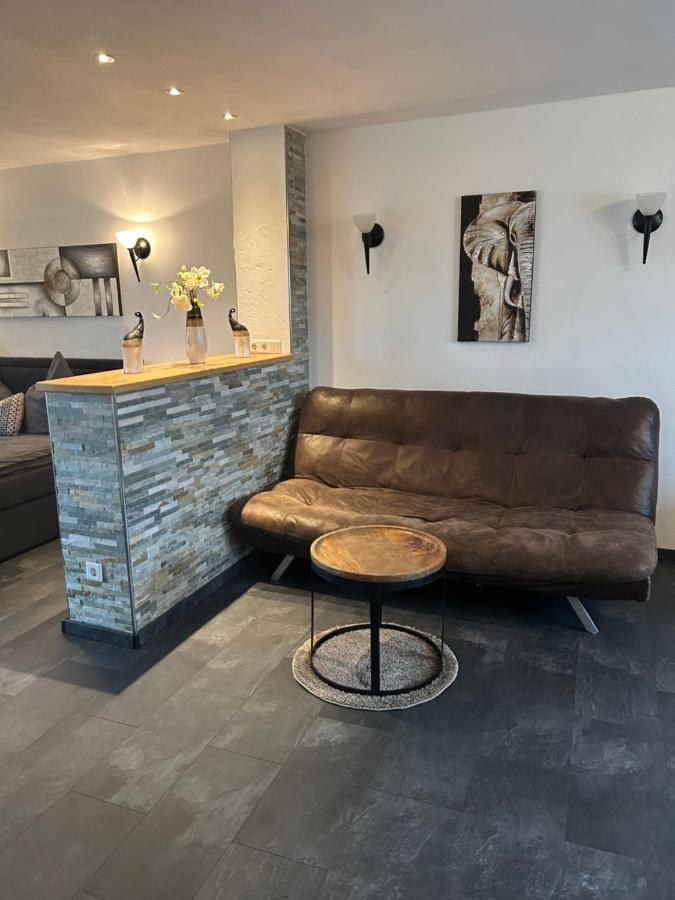 Hotel Zur Wasserburg Kerpen  Zewnętrze zdjęcie
