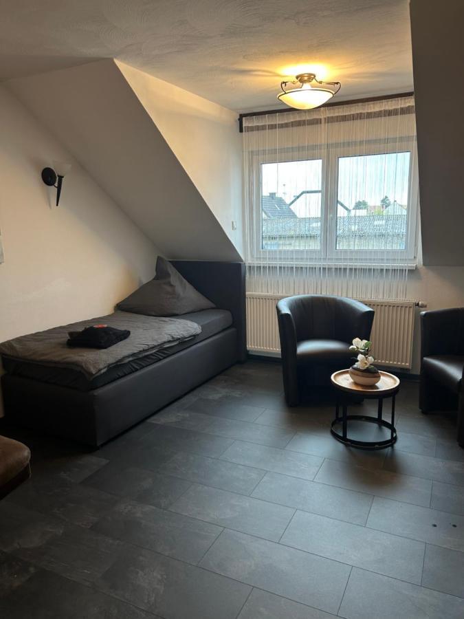 Hotel Zur Wasserburg Kerpen  Zewnętrze zdjęcie
